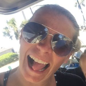 Meet your Posher, Stacey